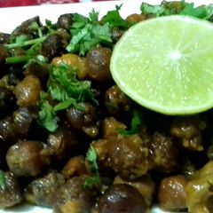 A picture of Black Chanay (Gugni) #Iftar_Contest #Cookpadapp #5weeksChallenge.