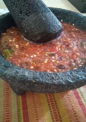 Una foto de Salsa de molcajete