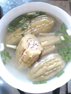 Hình của món Khổ qua nhồi thịt.