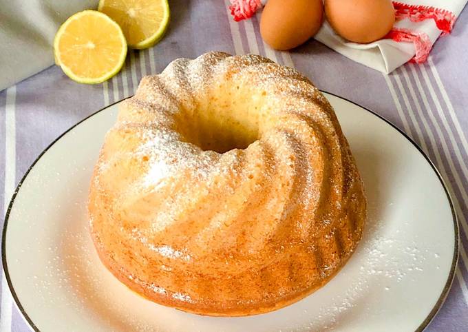 Ciambella alla ricotta profumata al limone