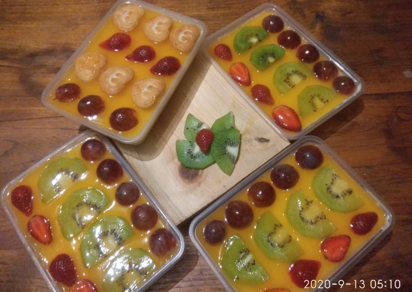 Puding buah topping suka"