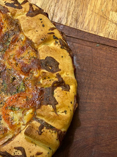 Una foto de Quiche de berenjenas, tomates y olivas negras