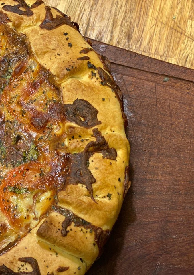 Una foto de Quiche de berenjenas, tomates y olivas negras