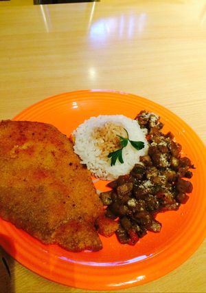Una foto de Supremas con berenjenas acarameladas y arroz a la china