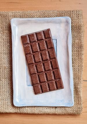 Una foto de Chocolate helado 🍫con leche sin azúcares agregados ni edulcorantes 🍫Chocolatín casero con leche 🍫