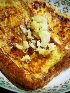 รูปของ French toast (หนมปังชุบไข่แบบผู้ดีตะวันตก)