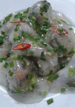 Hình của món Bánh bột lọc nhân tôm thịt.