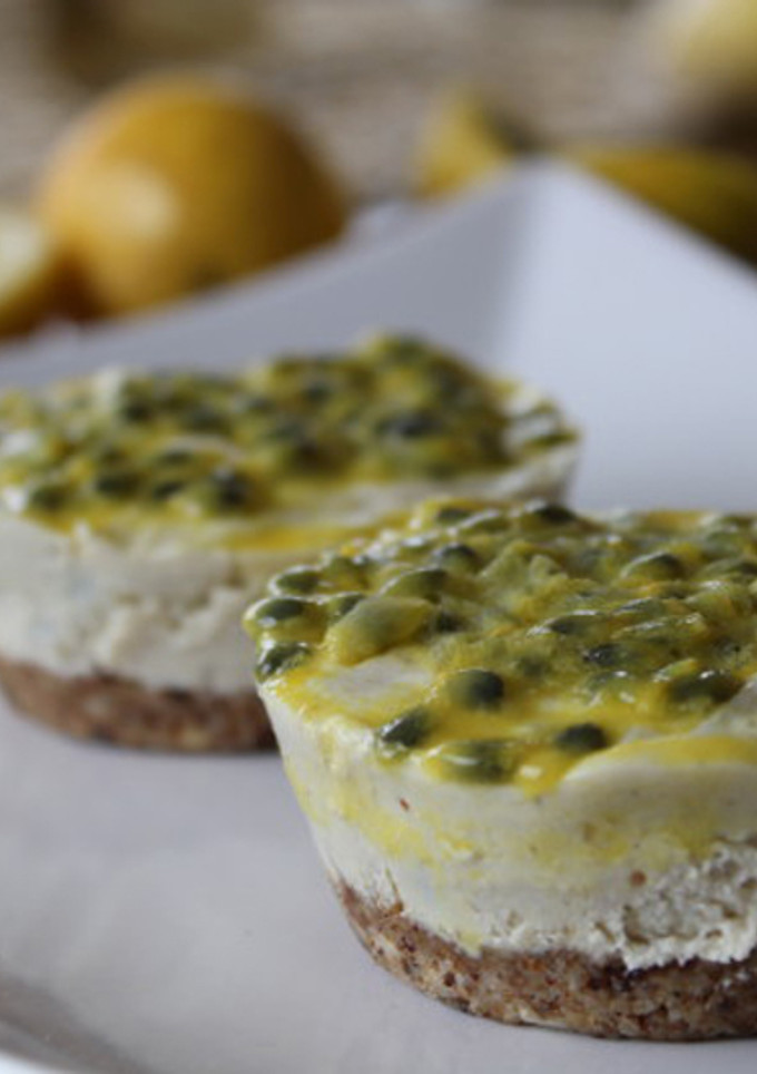 Una foto de Cheesecake Raw de maracuyá