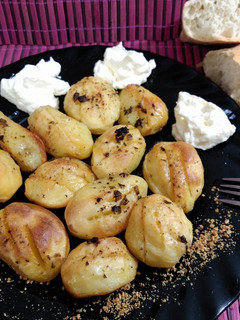 Una foto de Patatitas asadas con alioli