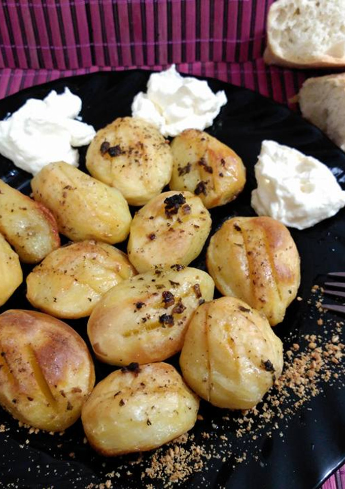 Una foto de Patatitas asadas con alioli
