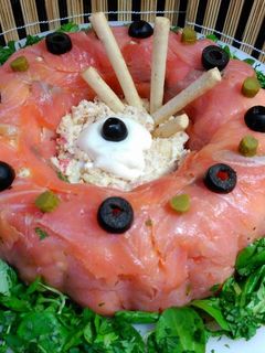 Una foto de Corona de salmón ahumado