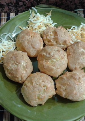 Una foto de Panecillos de queso faciles.