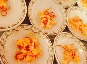 Hình của món Bánh bèo chén Huế.