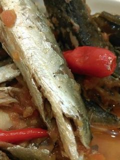 Hình của món Cá nục um cà kiểu Miền Trung.