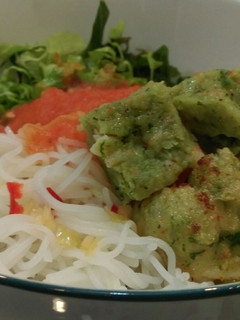 Hình của món Bún chả tôm.