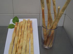 Una foto de Palitos de albahaca