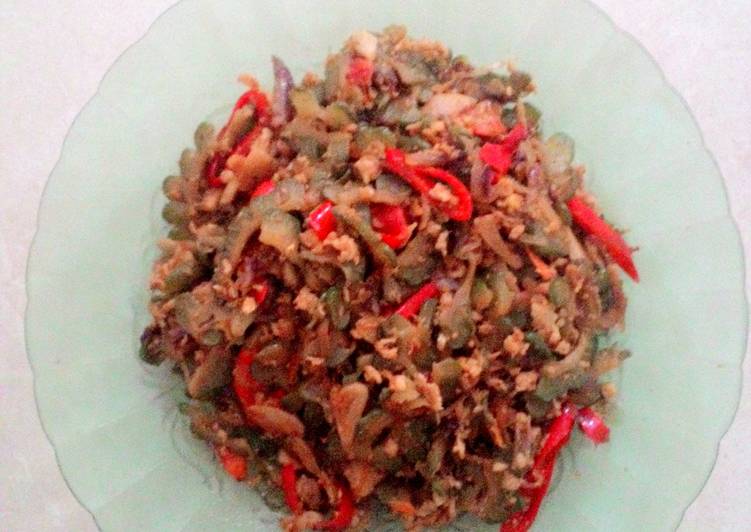 Resep Tumis Pare Campur Telur Oleh Ni Luh Ami Cookpad