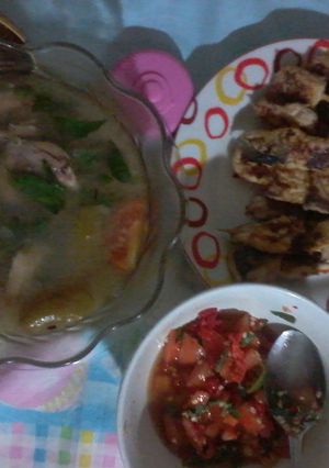 Foto resep Sop kepala Ikan dan sate Ikan dengan sambal dabu-dabu