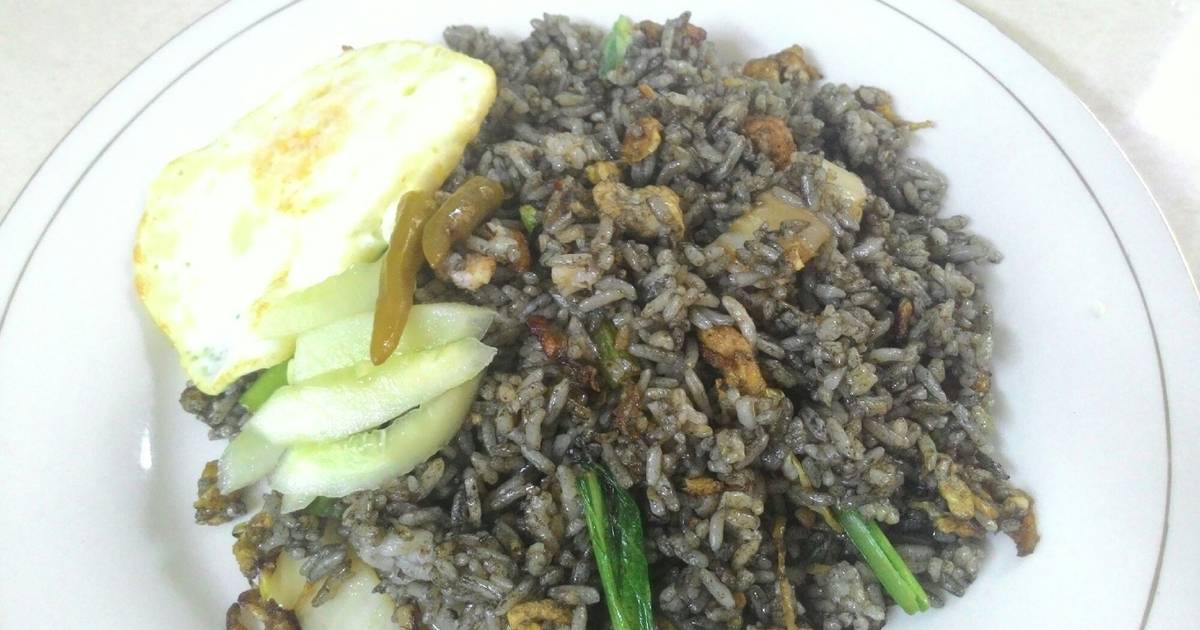 Resep Nasi goreng Hitam cumi oleh Freddy - Cookpad