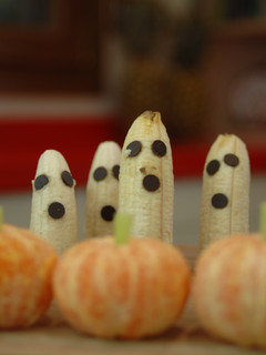Una foto de Frutas decoradas para Halloween {FitKen}