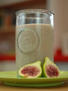 Una foto de Batido de higos para el estreñimiento {FitKen} 