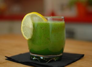 Foto principal de Licuado verde para bajar de peso {FitKen}