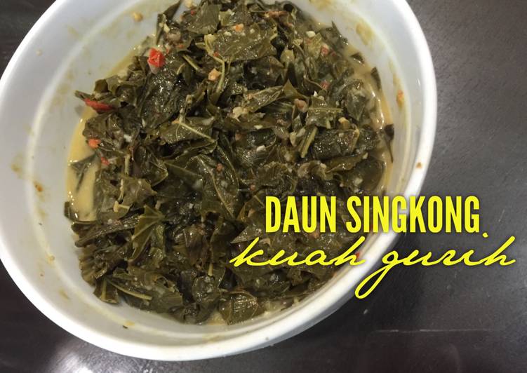 Resep Daun singkong kuah gurih yang Lezat