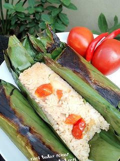 Foto resep Nasi bakar tomat campur jambal roti