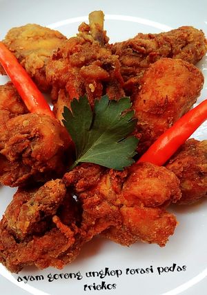 Foto resep Ayam Goreng Ungkep Terasi Pedas