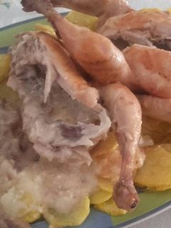 Una foto de Picantones rellenos