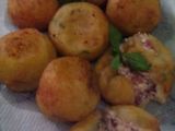BOLA – BOLA KENTANG ISI DAGING TAHU