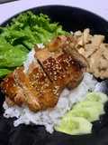 ข้าวหน้าไก่ทอดซอสเทริยากิ
