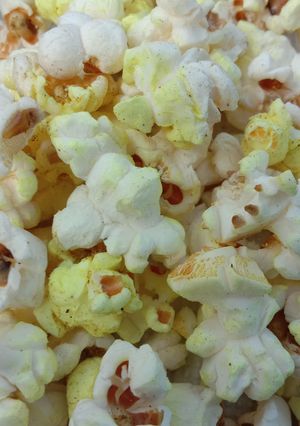 A picture of Salty Popcorn.