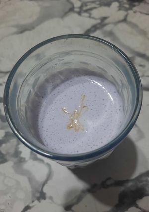 Una foto de Licuado de arándanos