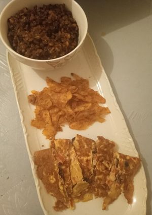 A picture of Lentil and rice bowl dinner.
