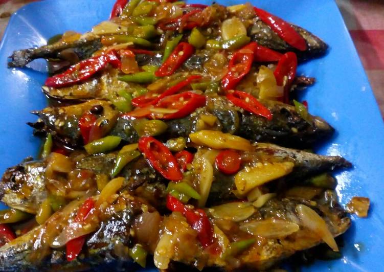 Bumbu mengolah Ikan Pindang Asam Manis Pedas yang nikmat