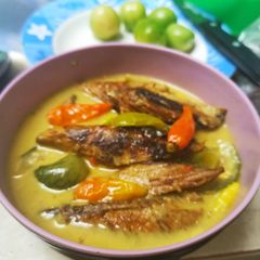 Curry Fish A picture of Curry Fish.