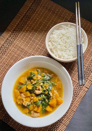 A picture of Alugbati, Giniling, Kalabasa in Filipino style for dinner / Malabar Spinach, Chicken mince, Pumpkin.