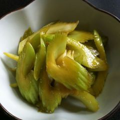 A picture of Ponzu Celery.