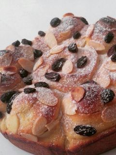 Foto resep Roti almond & kismis
