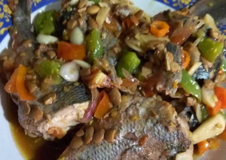 Resep Ikan kerapu bumbu tauco oleh Indri - Cookpad