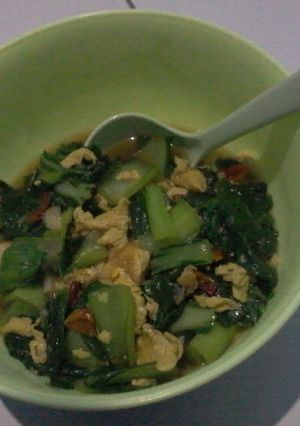 Foto resep ca sawi telur super simple