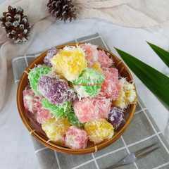 A picture of Ongol-ongol singkong/puding singkong.