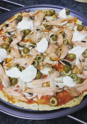 Una foto de Pizza de salmón ahumado