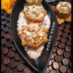 A picture of Sooji Halwa katori.