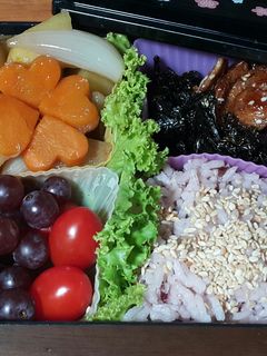 รูปของ Nikujaga Obento (ข้าวกล่องเนื้อต้มมันฝรั่ง (แต่ไม่ใส่เนื้อ))