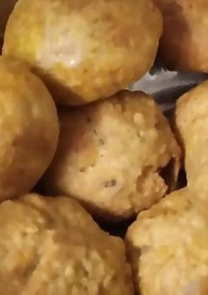 A picture of Stuffed Batis.