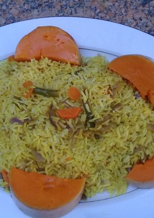 A picture of Yellow rice.