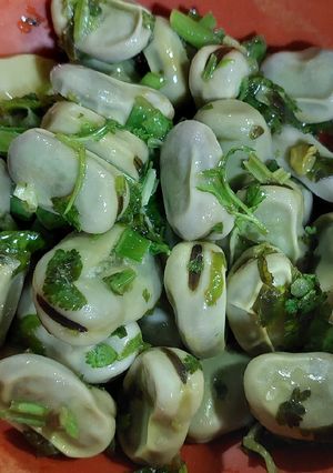 Una foto de Ensalada de habas 🌱