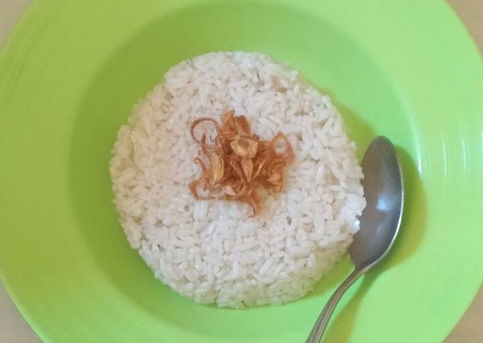 Nasi uduk gurih ala rice cooker